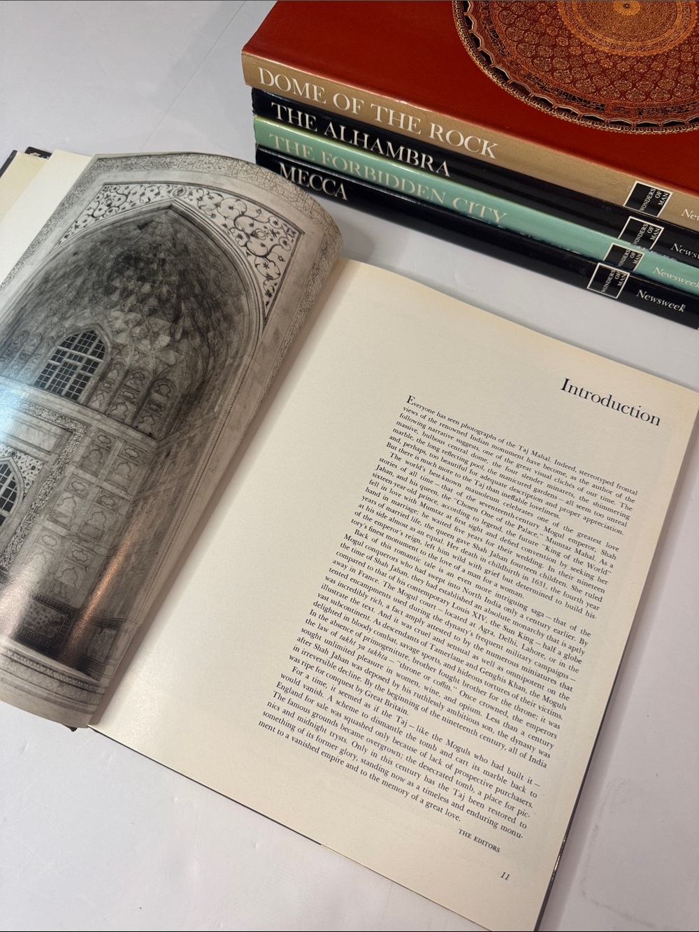 Newsweek Wonders of Man The Taj Mahal Coffee Table Book, Vintage 1972 - Picture 8 of 14